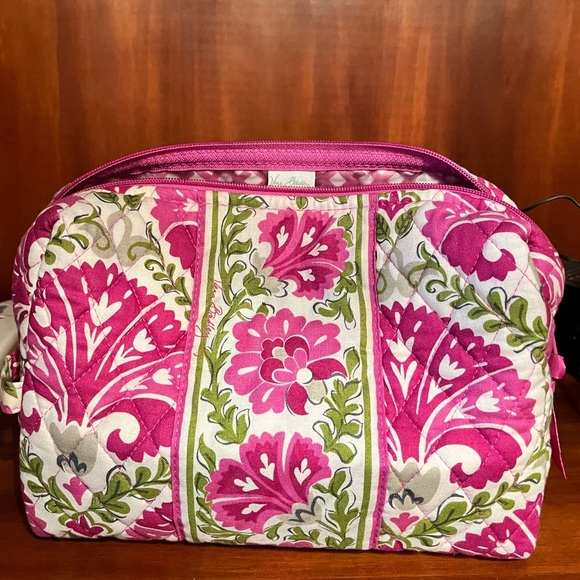 Vera Bradley Large Julep Tulip Makeup Pouch - Picture 1 of 4